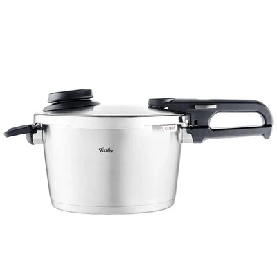 Fissler Vitavit Premium Pressure Cooker 22cm / 4.5 litre With Insert