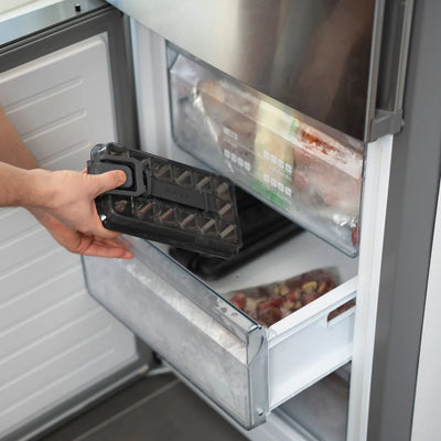 Zyliss Classic Press & Pull Ice cube tray