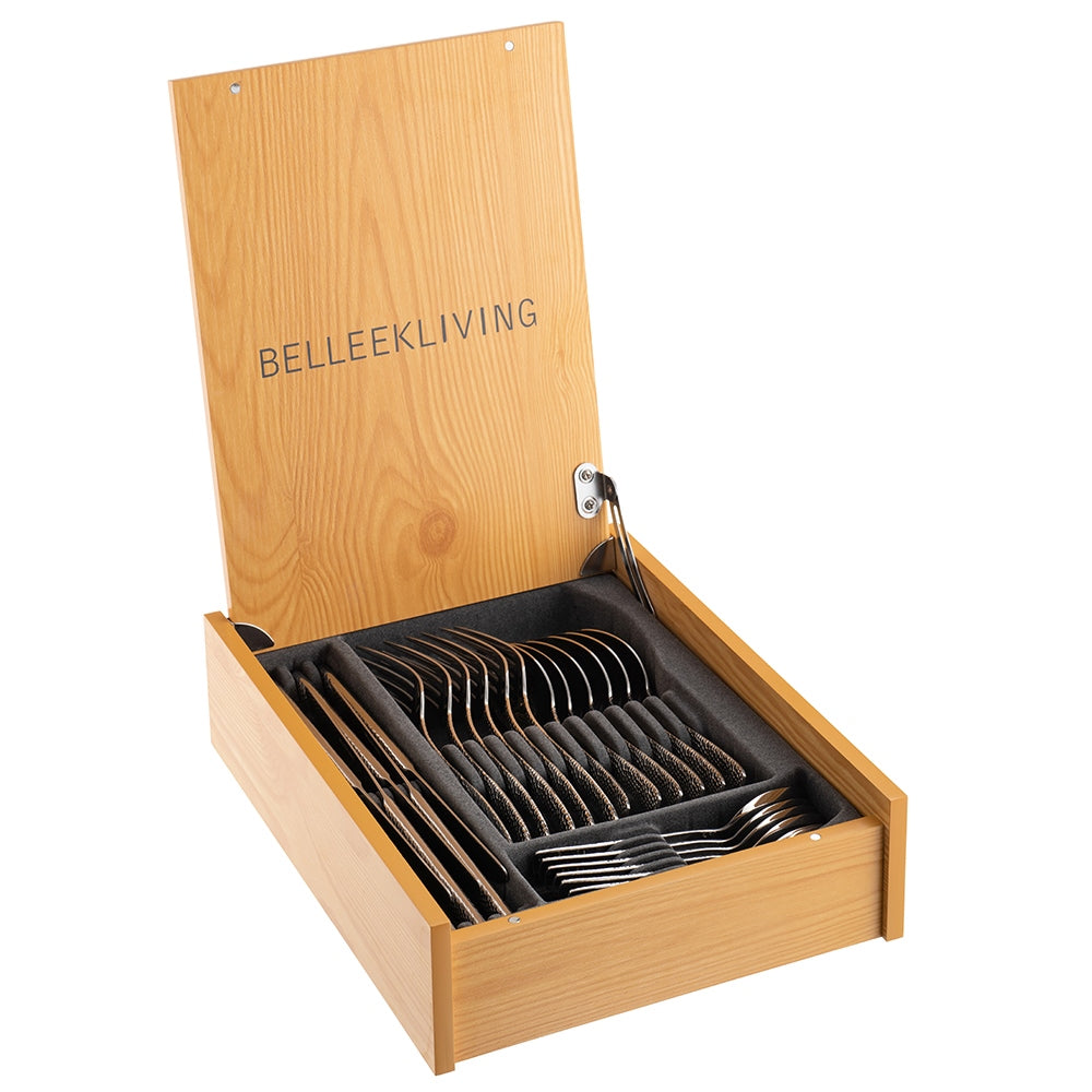 Belleek Nordica 24 Piece Cutlery Set: 8977