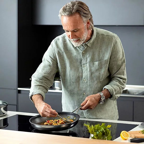 Circulon SteelShield Non Stick 16cm Saucepan 30029 First Ireland