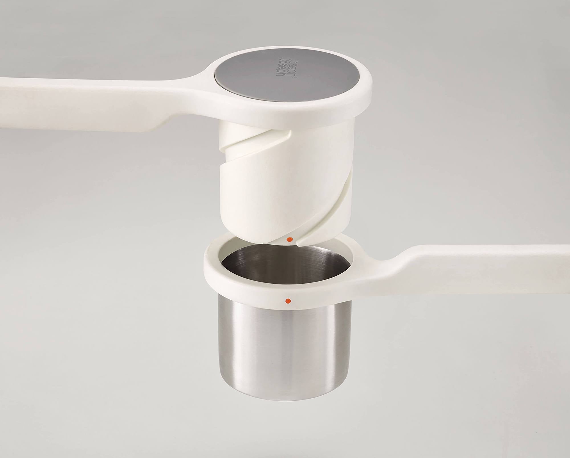 Joseph Joseph Helix Potato Ricer 20100